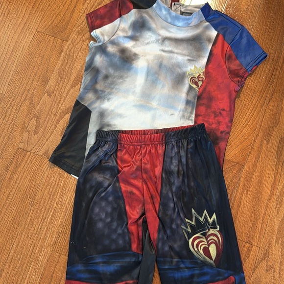 Descendants 3  Evie Costume Kids' Blue and Red Costume Set with Wig. - Picture 2 of 7